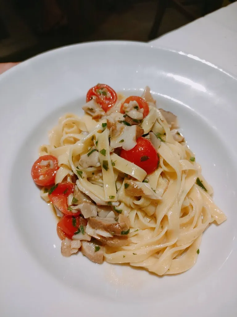 lorenzo d'angelo_Orsola_Allumiere_review