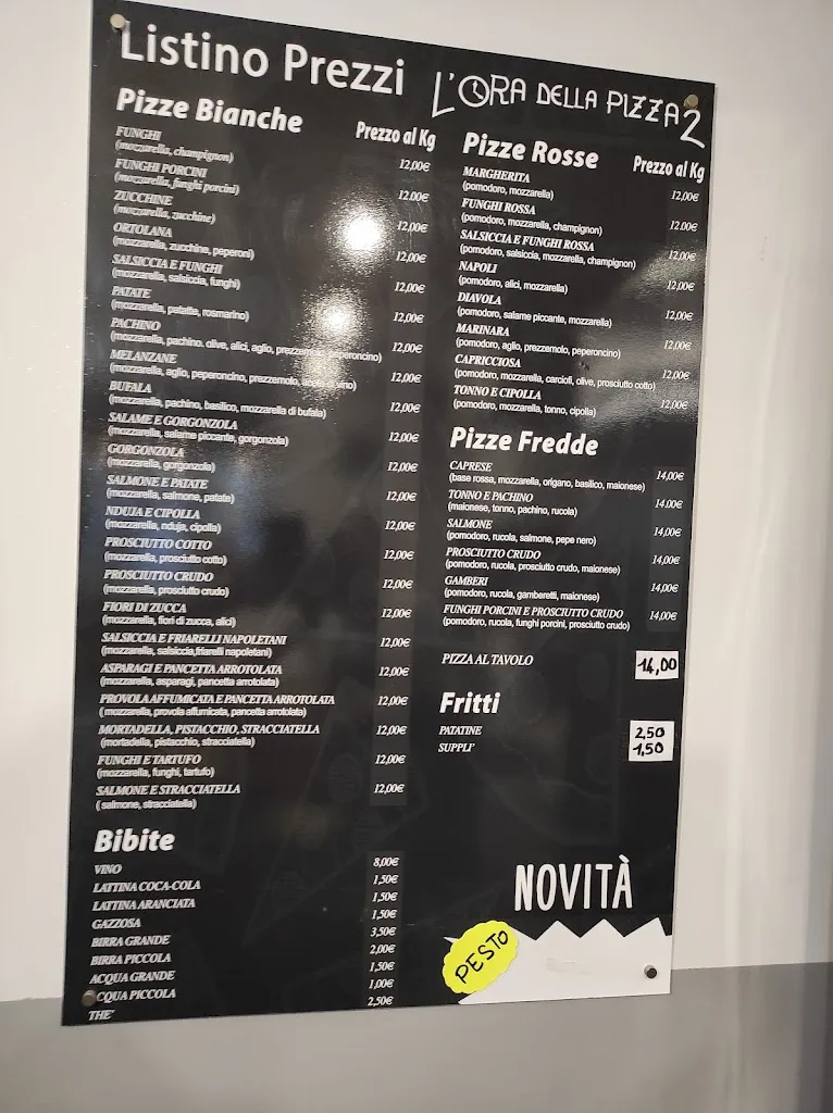 L'ora Della Pizza 2 restaurant in Allumiere