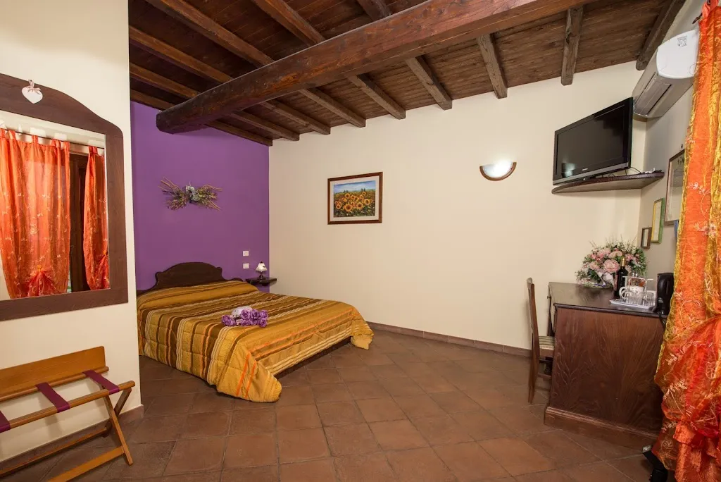 Casale Poggio Nebbia - Agriturismo_Allumiere_slider_image_2