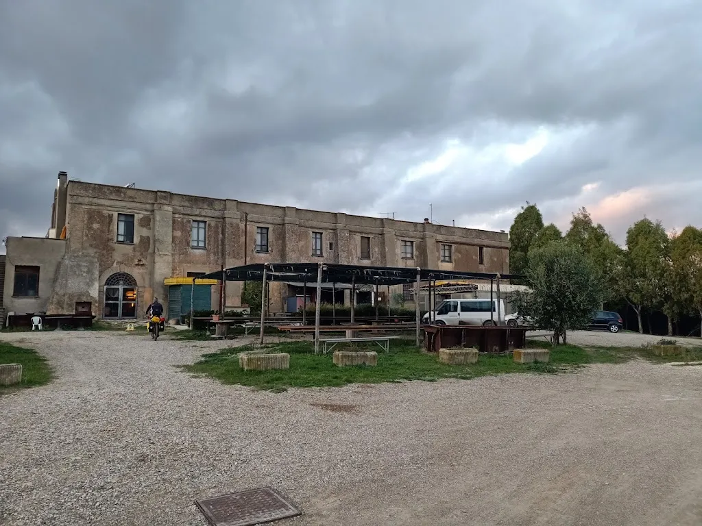 Fabio De Santis_I Granai Della Farnesiana_Allumiere_recensione