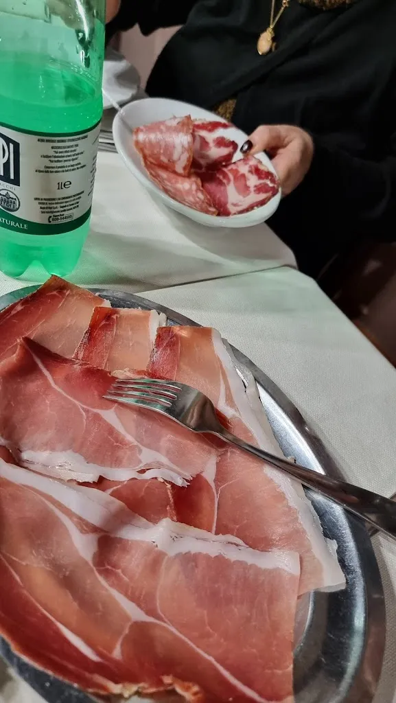 gianandrea gambini_La bruschetta_Allumiere_review