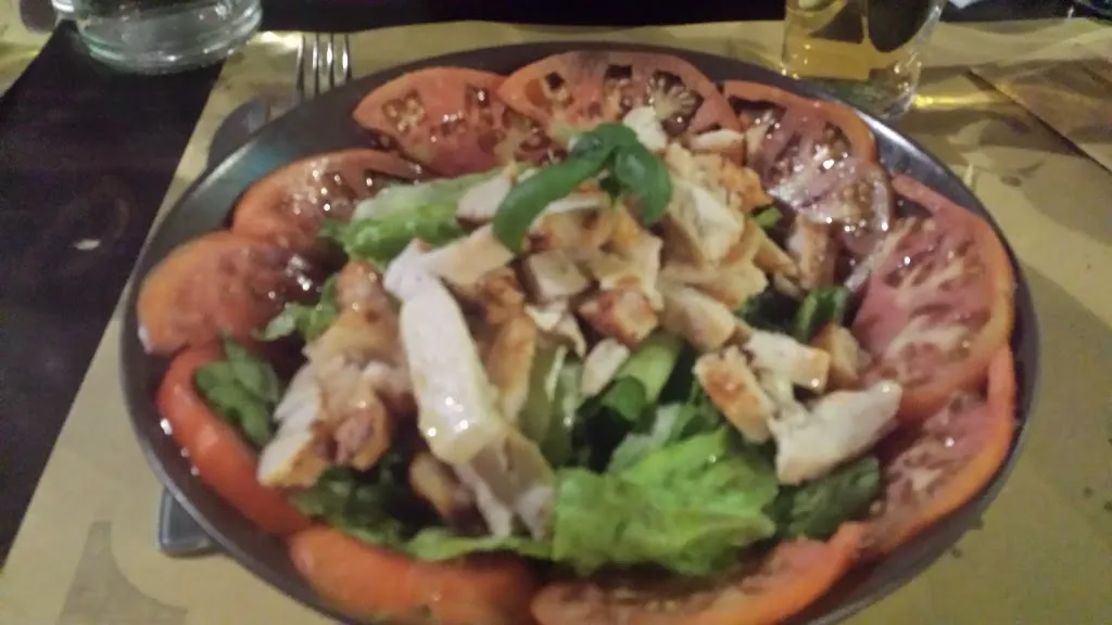 Sofia Magnano_Old ireland pub_Albuccione_review