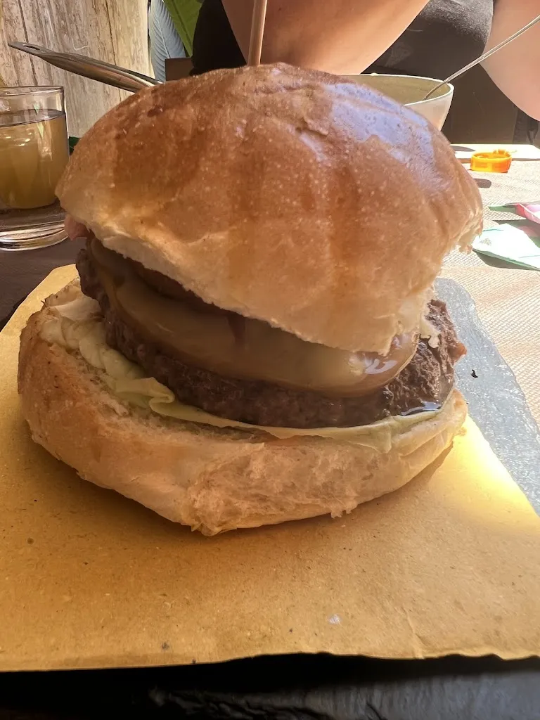 Matthew Schoeffler_Tica & Telio Food_Albuccione_review