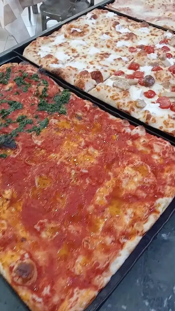 Pizzeria Fantasia_Albuccione_slider_image_2