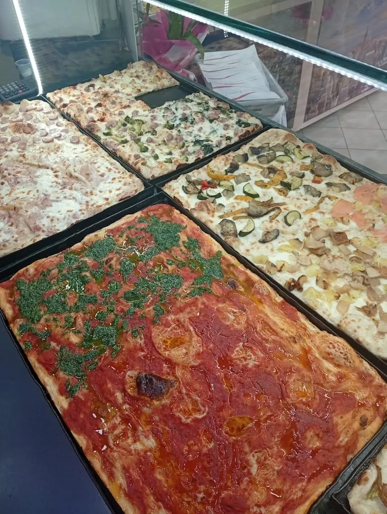 Pizzeria Fantasia_Albuccione_slider_image_3