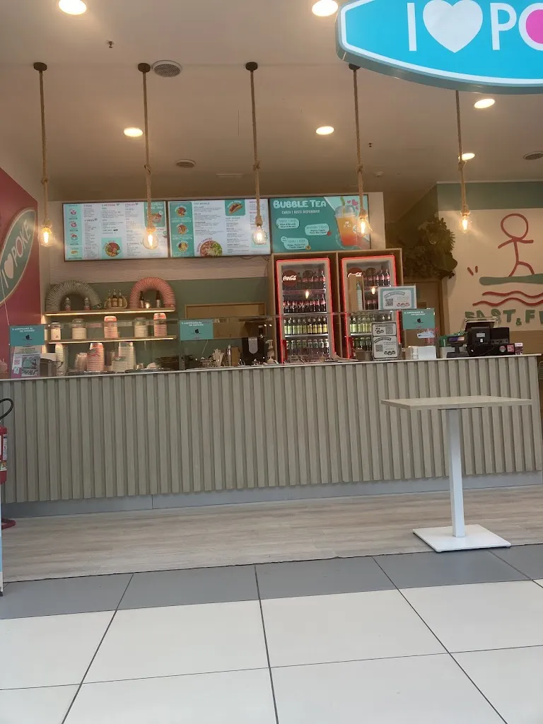 stefania most_I Love Poke -Tiburtino_Albuccione_review