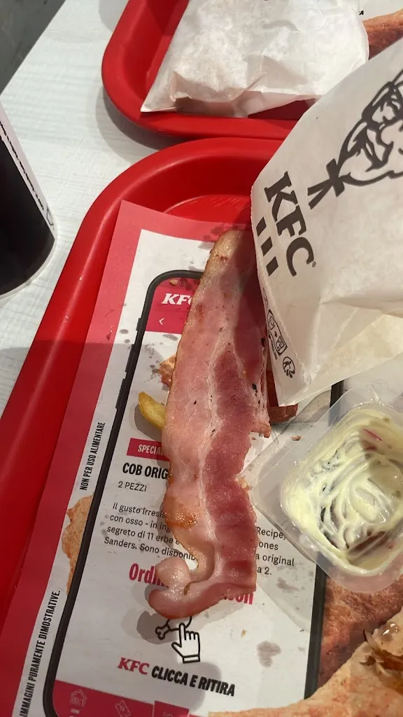 Menu_KFC_Albuccione_image_4