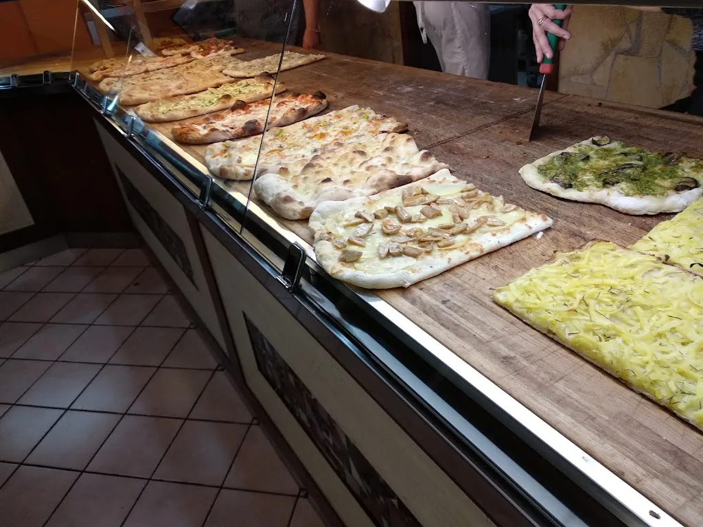 Quelli Che La Pizza_Albuccione_slider_image_1