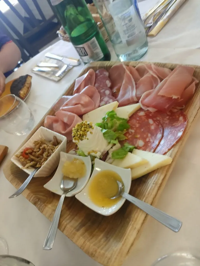 Menu_RISTORANTE DUE LUPI_Albuccione_image_8