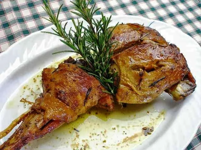 RISTORANTE DUE LUPI_Albuccione_slider_image_2