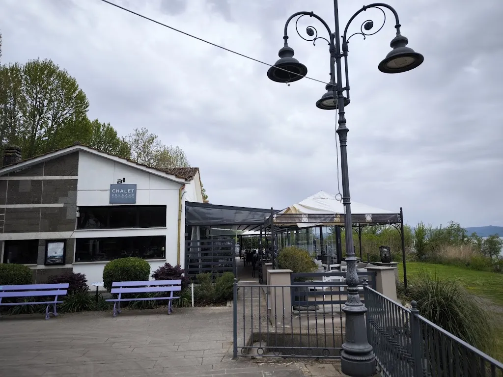 Simone Mirabella_Chalet del Lago_Anguillara Sabazia_review