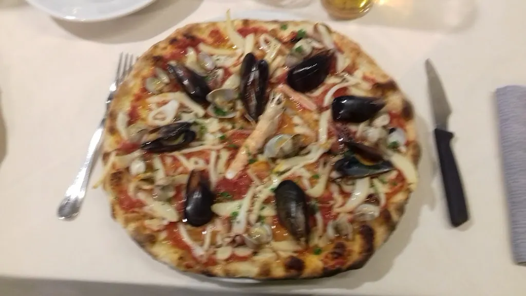 Menu_Hotel. La Lanterna. Ristorante Specialità Pesce. Pizzeria_Silvi_image_4