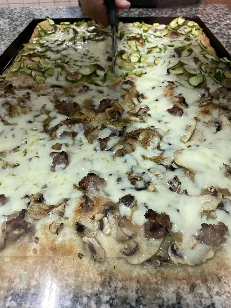 Pizzeria Delizie Anticolane_Anticoli Corrado_slider_image_2