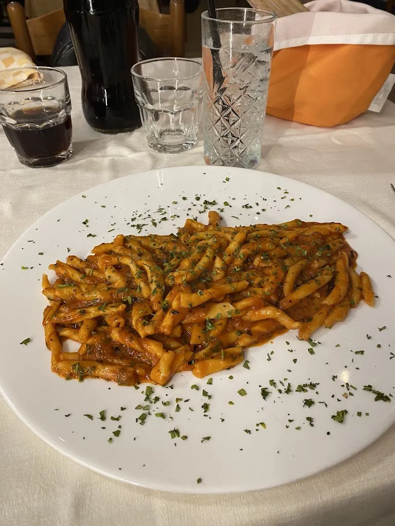 Ristorante Pizzeria Gran Paradiso_Arci-Empolitana_slider_image_2