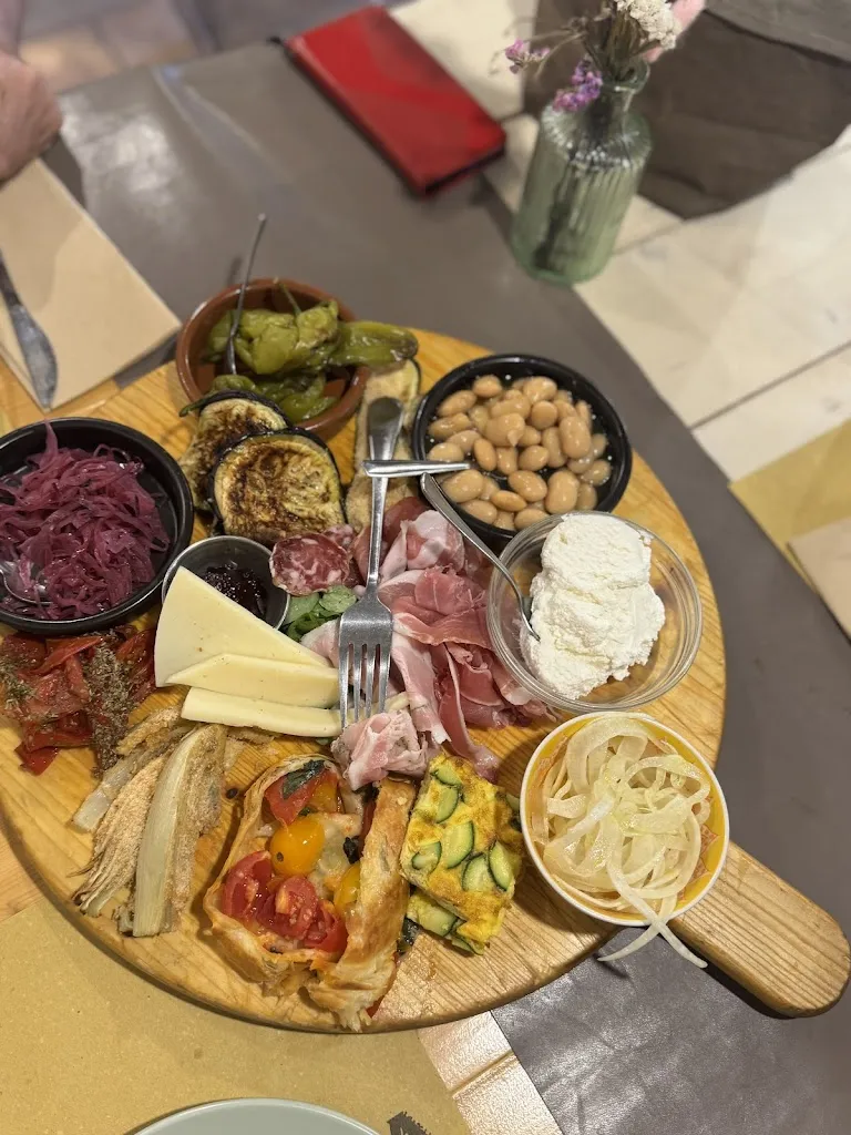 Hostaria Sapori Di Casa_Arcinazzo Romano_slider_image_1