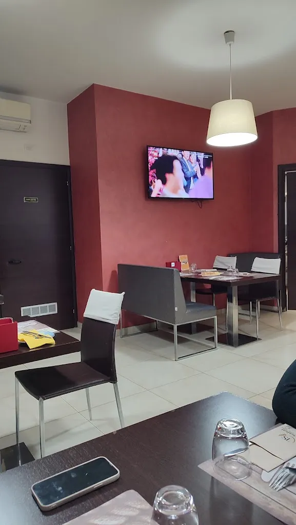 TS Tony Scalioti Lunch e Pinseria restaurant in Anagni