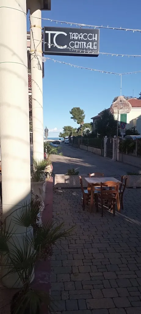 Osvaldo De Berardinis_Tabacchi Centrale - Ristorante cucina di qualità e drink_Silvi_review