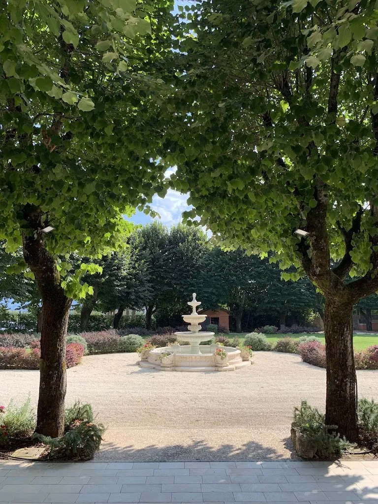 Fraser Gow_Villa Floridiana_Anagni_review