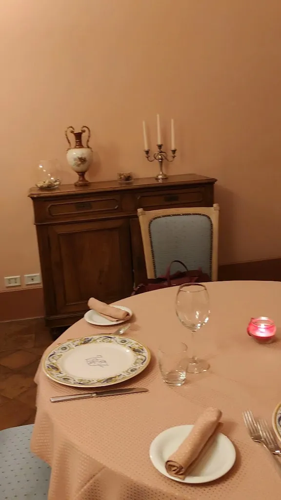 Villa Floridiana restaurant in Anagni