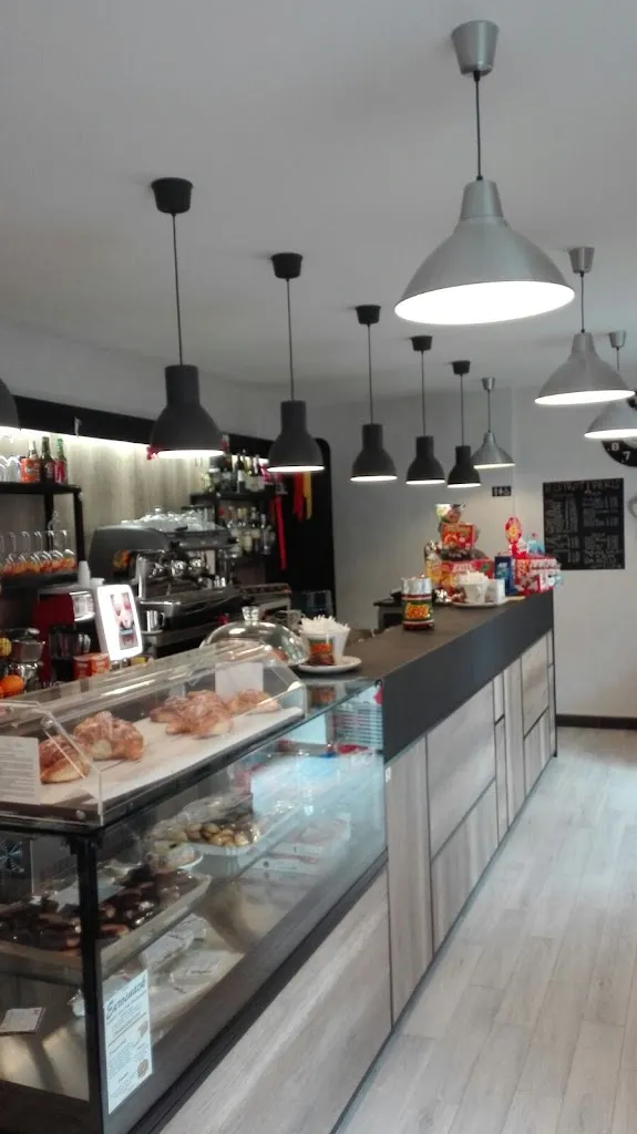 Bistrot Paris Chez Lucien restaurant in Anagni