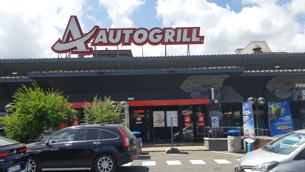 Autogrill La Macchia Ovest restaurant in Anagni