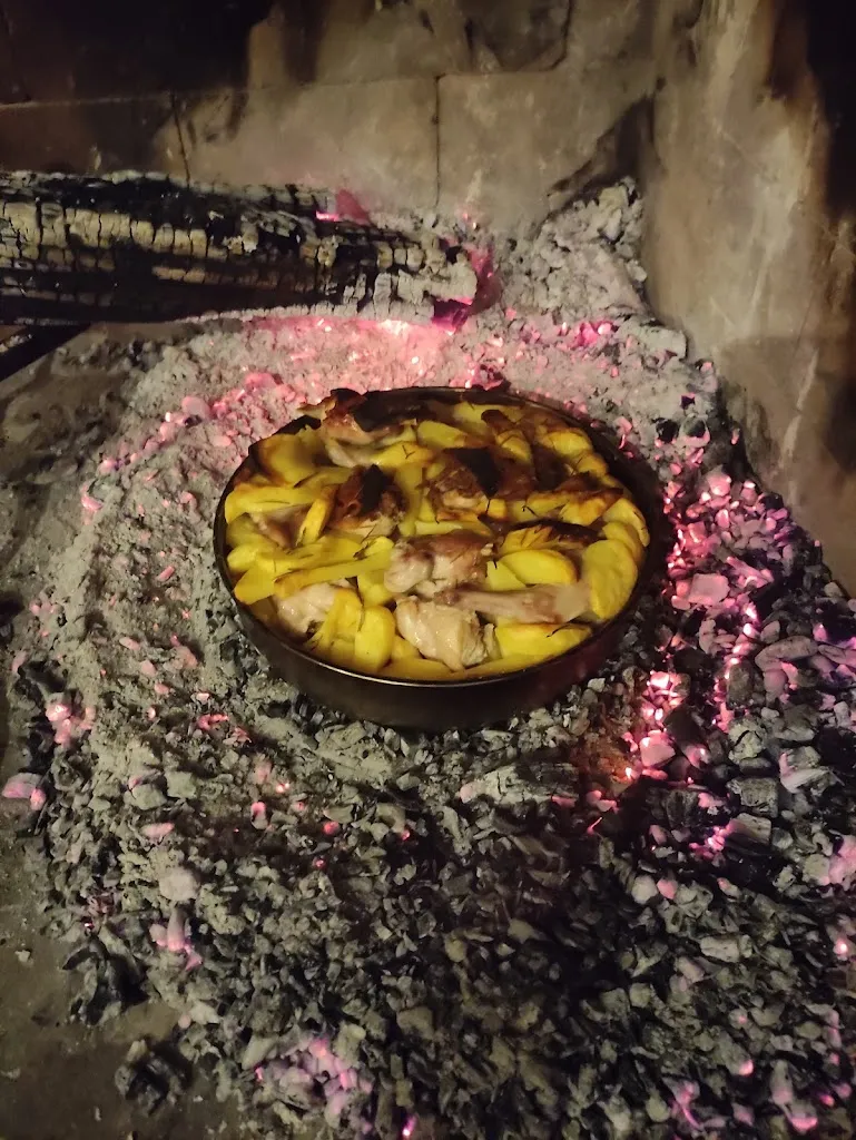 HidFood - Rifugio Grotta del Cavallone_Taranta Peligna_slider_image_3