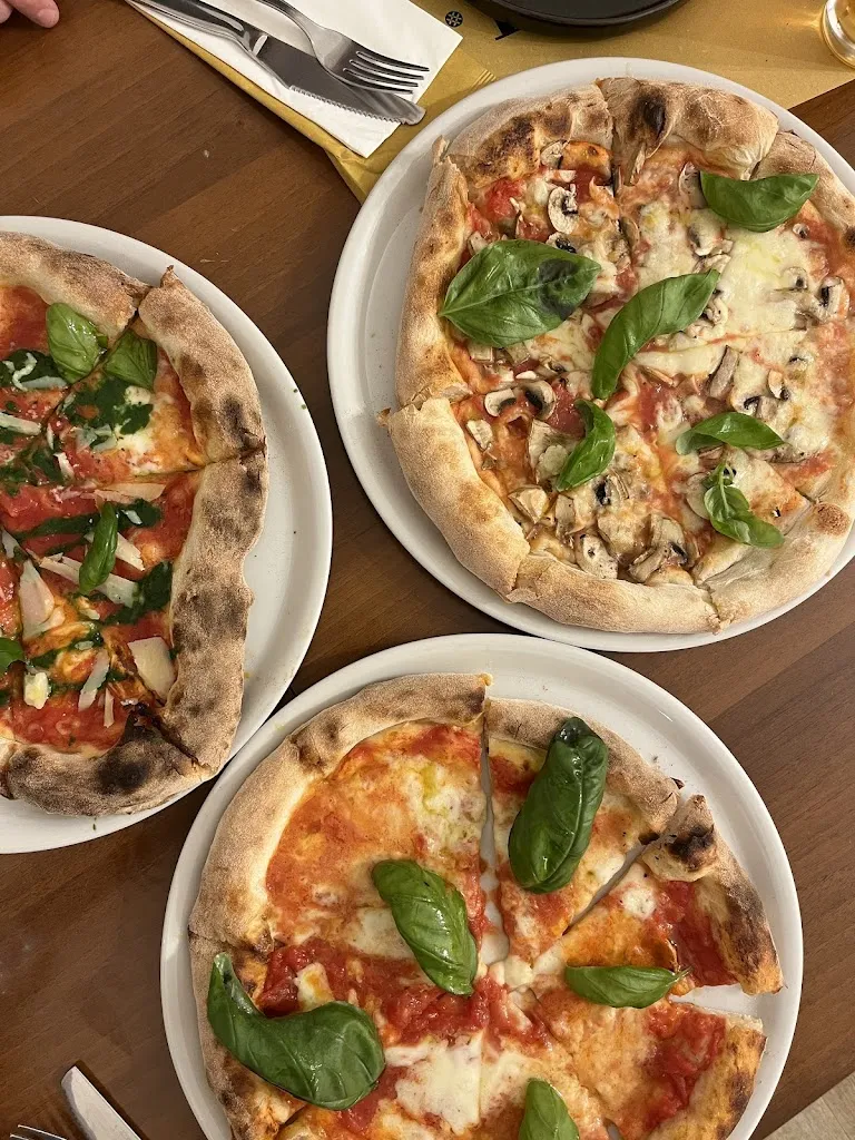 Omri Chen_L'Oasi - La Pizzeria_Anagni_review
