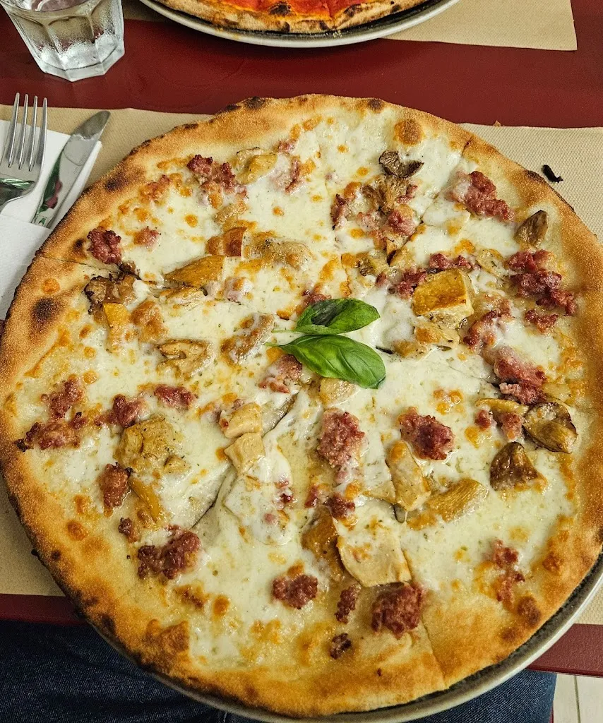 Menu_Rossopepper Aprilia_Aprilia_immagine_6