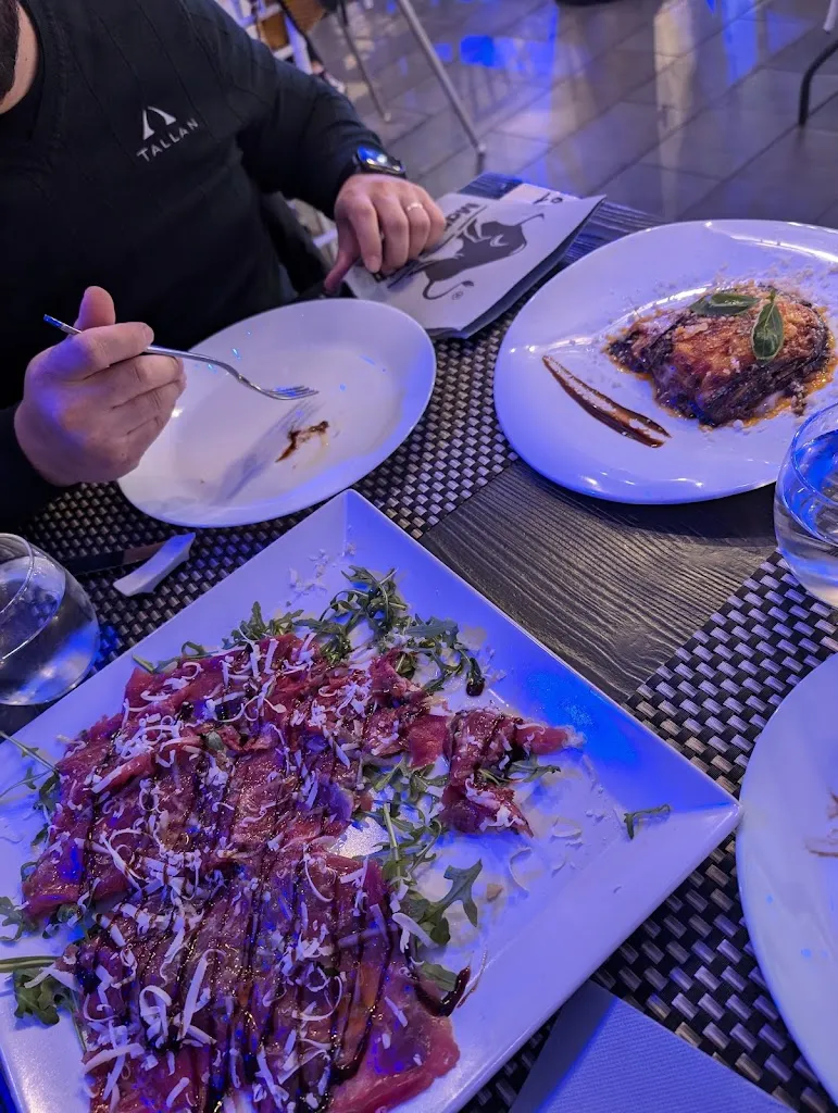 Allison Di Leonardo_MANZO KING_Aprilia_review