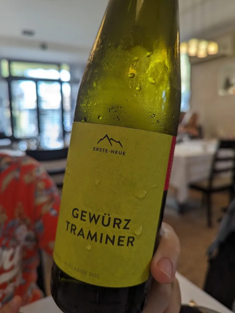 Serena Marchionni_il pacchero solitario_Aprilia_review