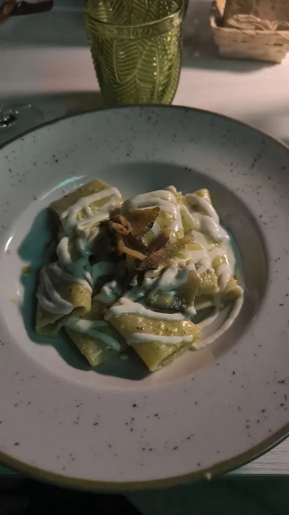 Menu_Momo Restaurant, Pinsa & Show_Aprilia_immagine_8