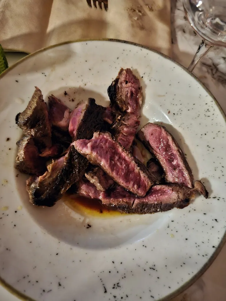 Michele d'Angelo_Momo Restaurant, Pinsa & Show_Aprilia_recensione