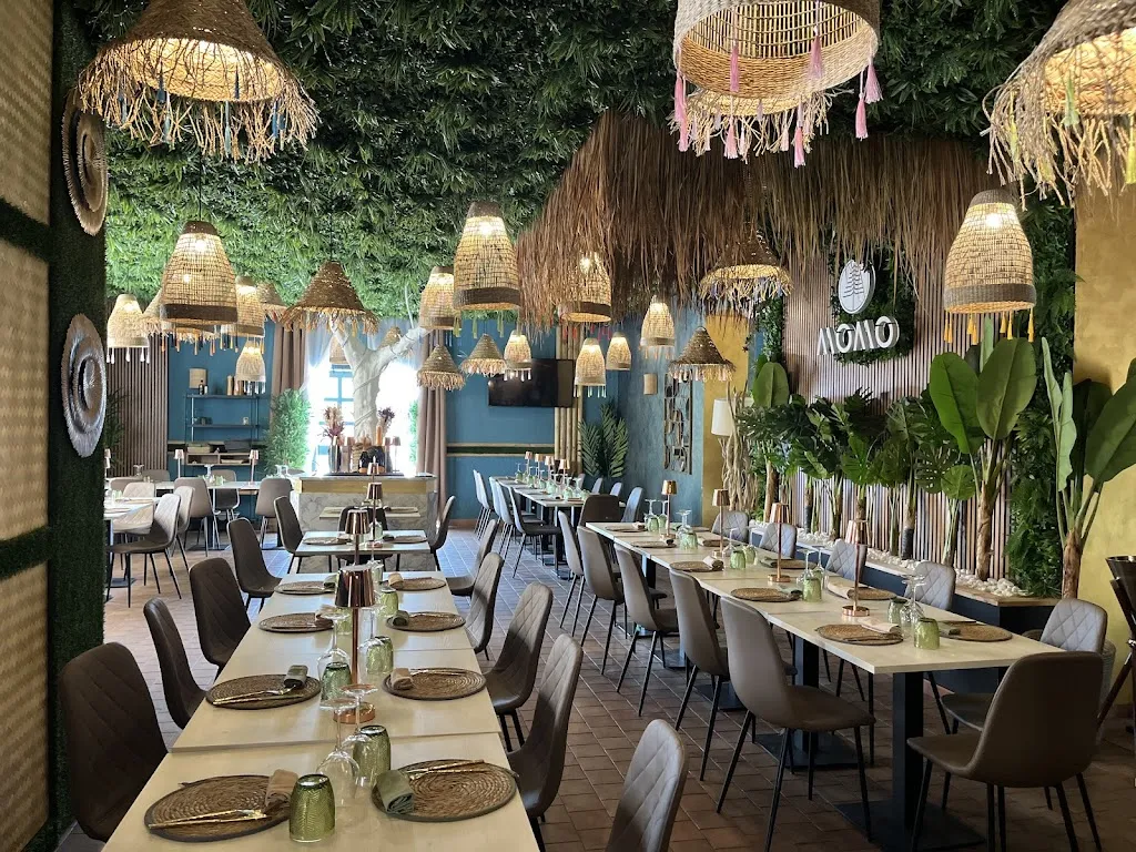 Momo Restaurant, Pinsa & Show_Aprilia_slider_image_3