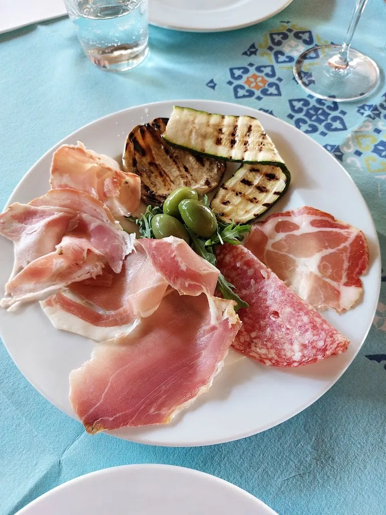 Domenico Donvito_La Selva Ristoro_Aprilia_review