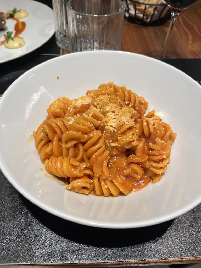 Valeria Di Cristo_Rossoantico Bottiglieria_Aprilia_review