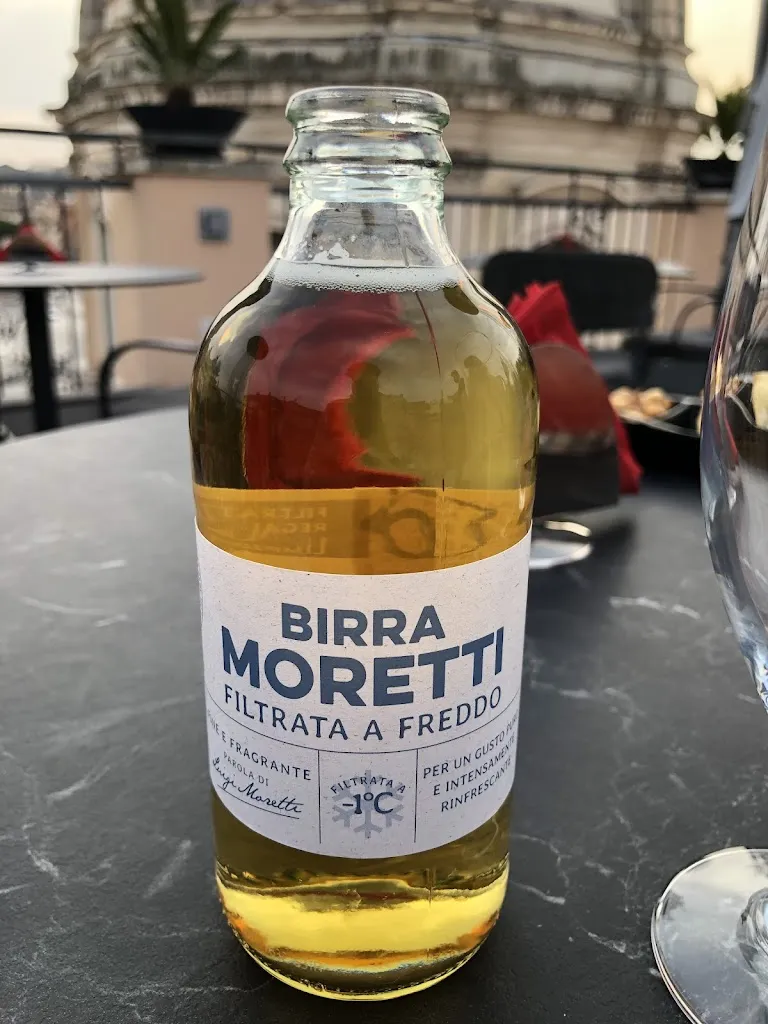 Alex Patterson_Oro Bistrò_Aprilia_review