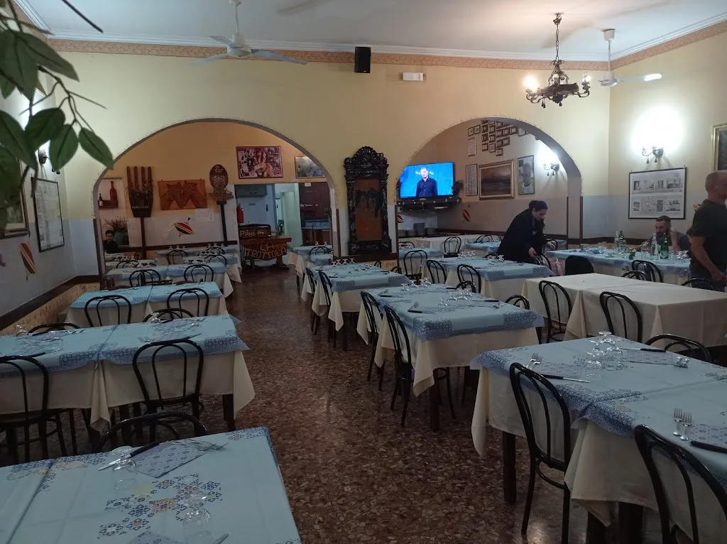 La Trottola_Aprilia_slider_image_3