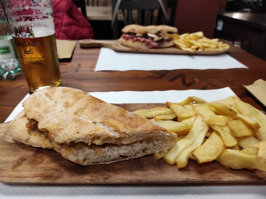 Menu_Officine Motociclistiche Apriliane Live Music Pub_Aprilia_image_7