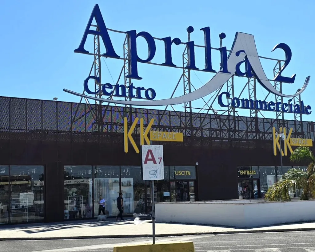 Aprilia 2 mall_Aprilia_slider_image_1