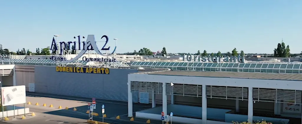 Aprilia 2 mall_Aprilia_slider_image_3