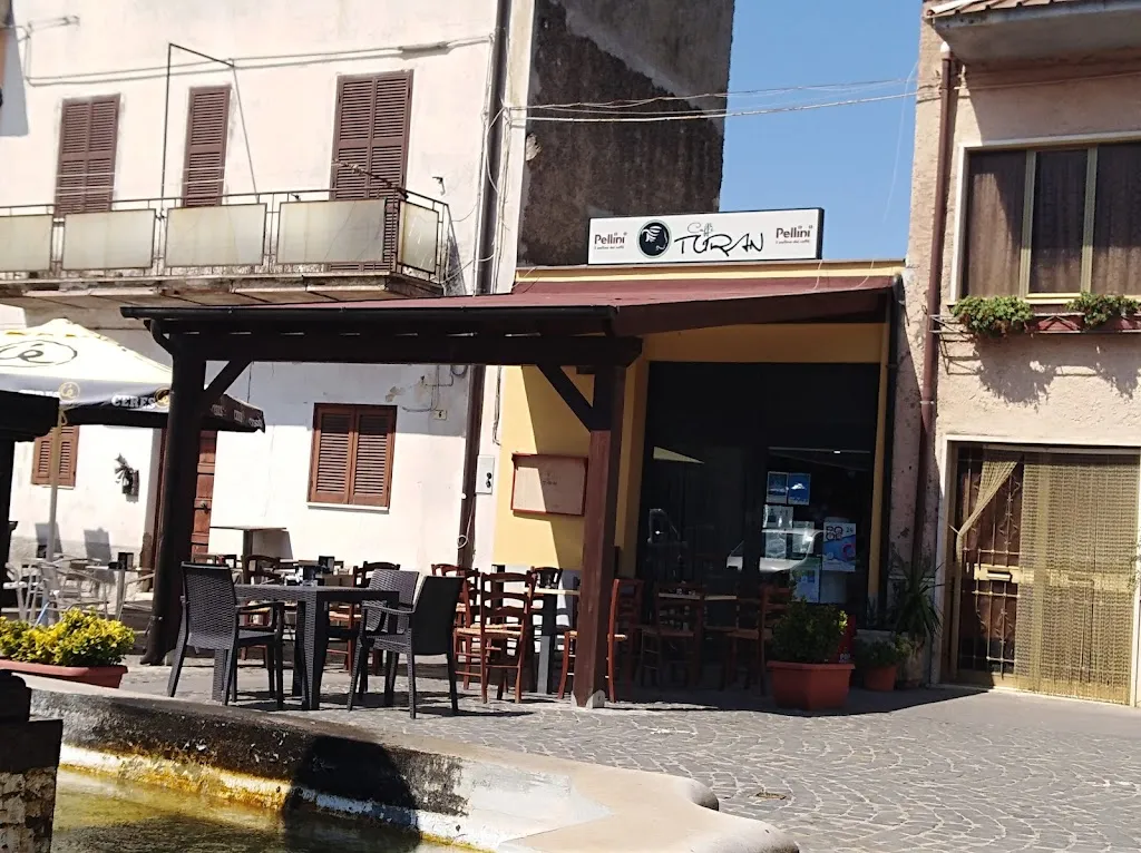 Caffè Turan_Arlena di Castro_slider_image_1