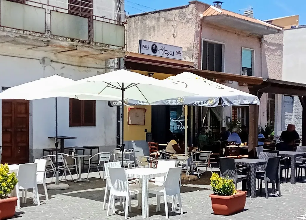 Caffè Turan_Arlena di Castro_slider_image_2