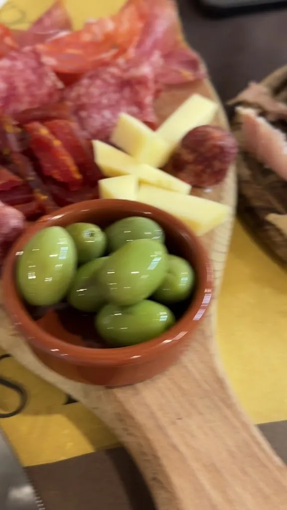 Elvis Ant_Osteria Amor di Gusto_Ariccia_review