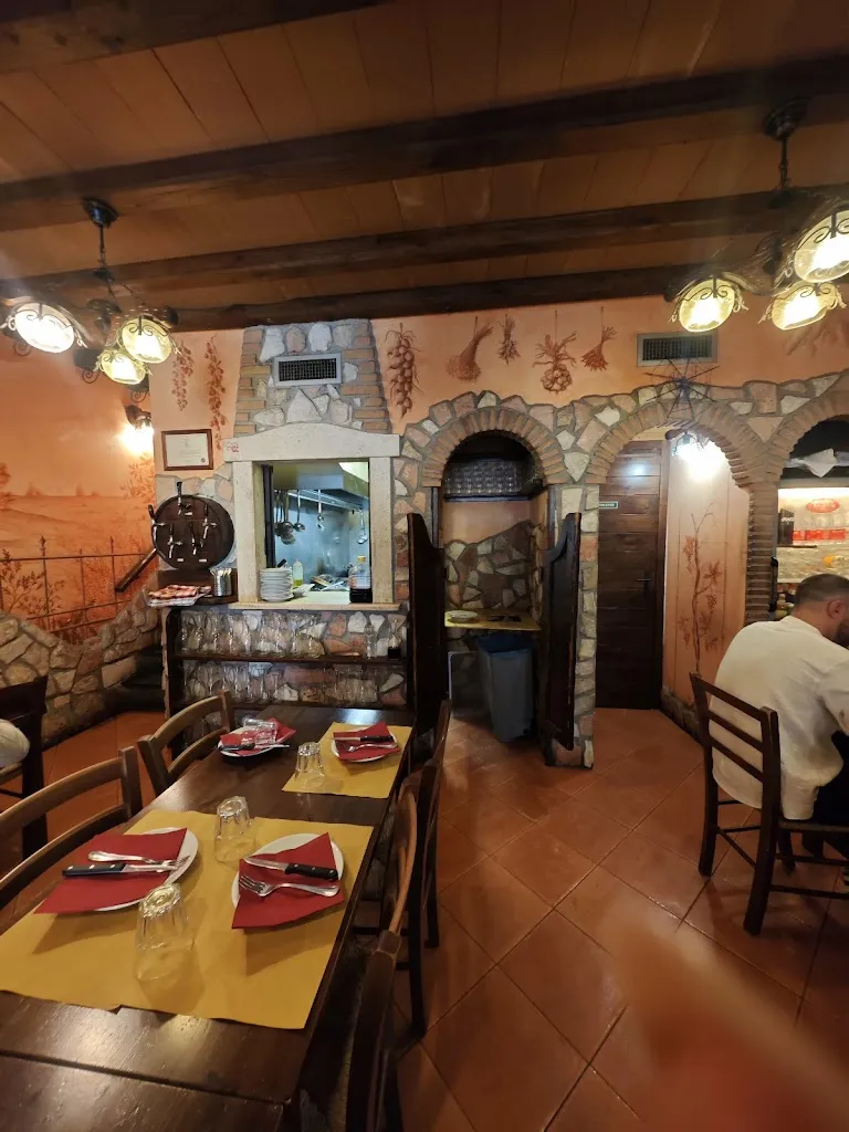 Osteria Mastro Titta - Fraschetta Ariccia - Porchetta di Ariccia igp_Ariccia_slider_image_3