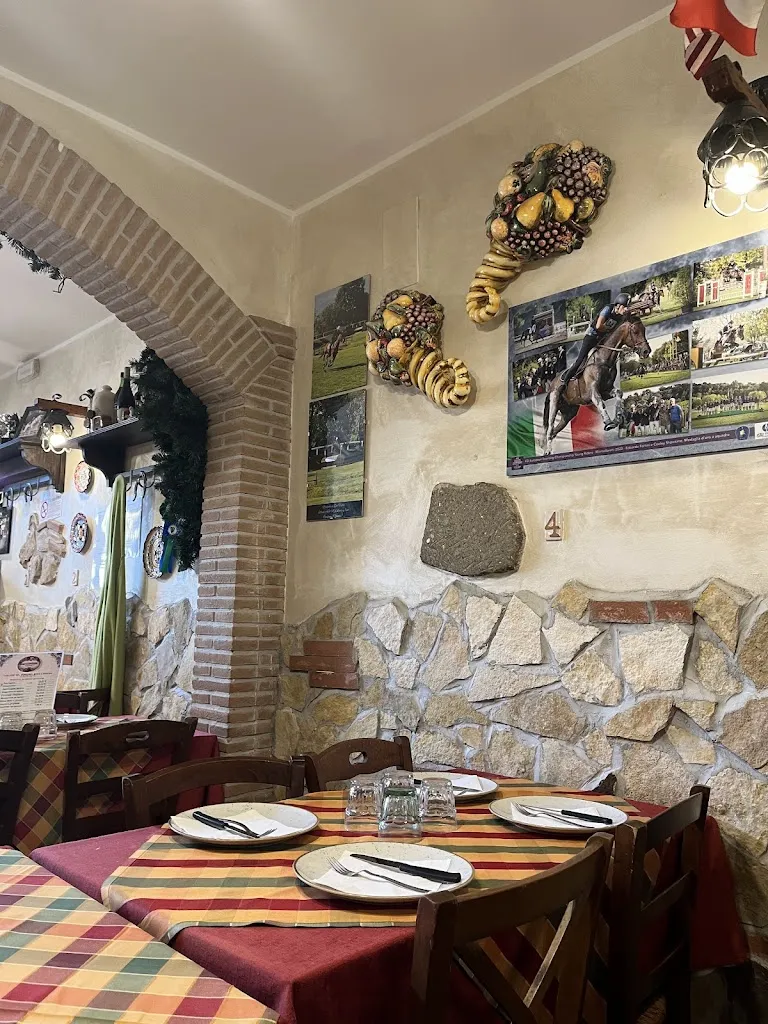 Osteria Dar Compare_Ariccia_slider_image_3