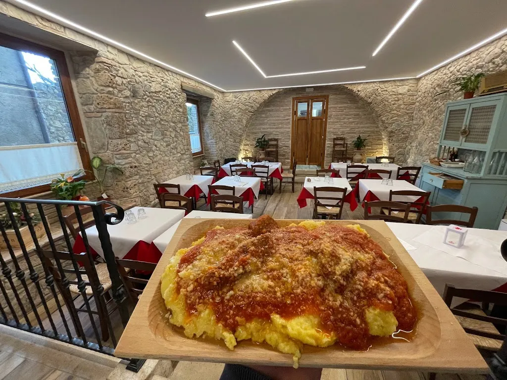 Trattoria “La Piazza”_Ascrea_slider_image_3