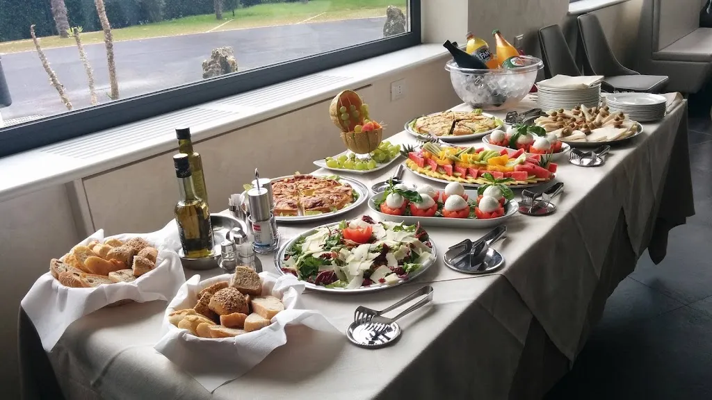 Al 227 Ristorante_Artena_slider_image_3