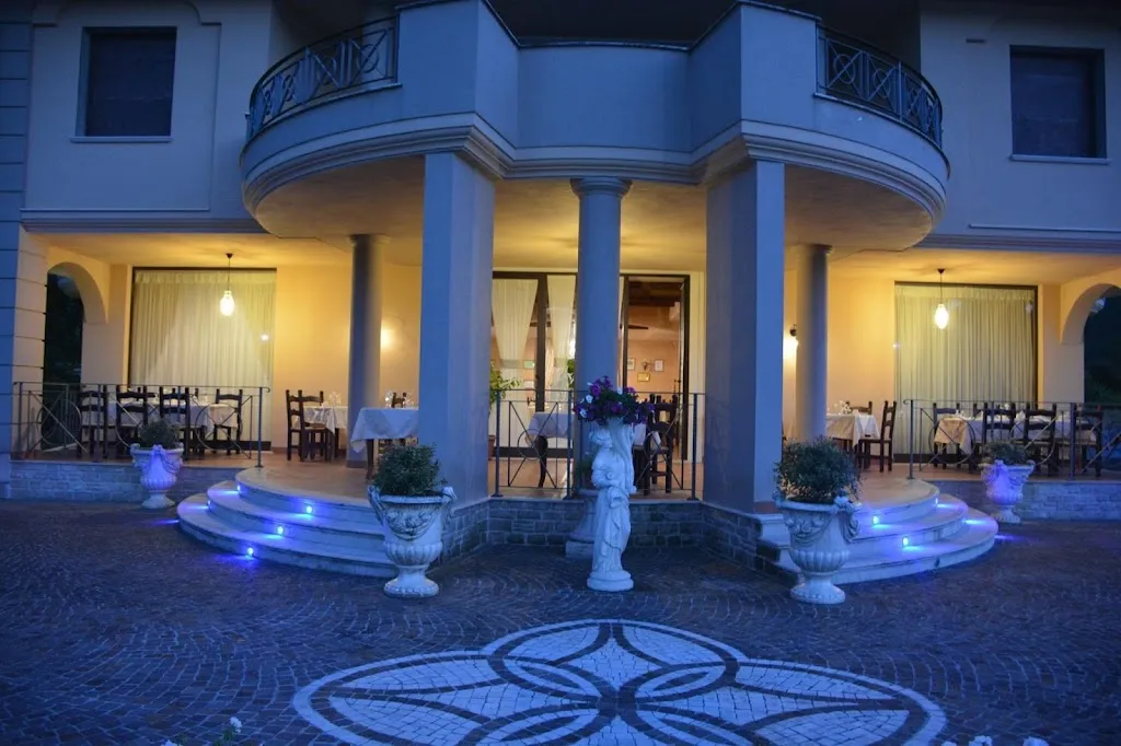 Ristorante Villa Ischia_Atina_slider_image_3