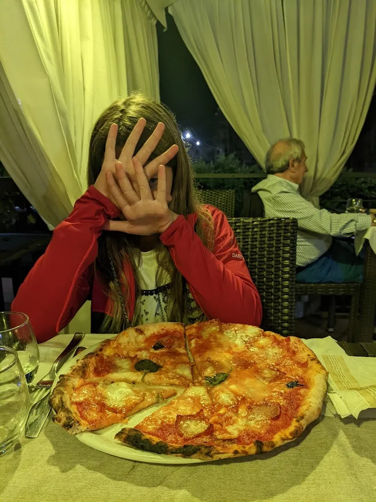 Karolina Borys_Mantic Restaurant_Atina_review