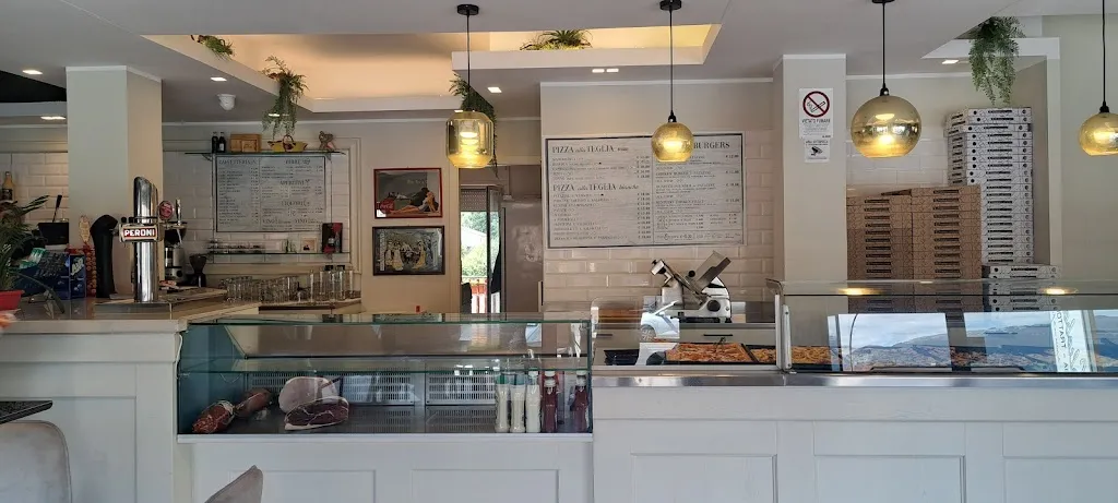 Valco Bar-Pizzeria restaurant in Atina